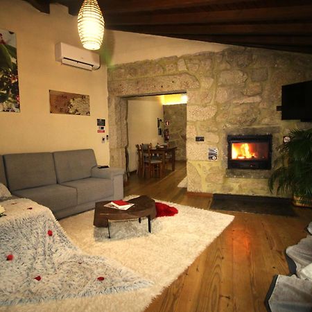 מלון ארקוס דה ואלדבז Casa Favo De Mel - Jacuzzi Privado & Lareira - Piscina מראה חיצוני תמונה