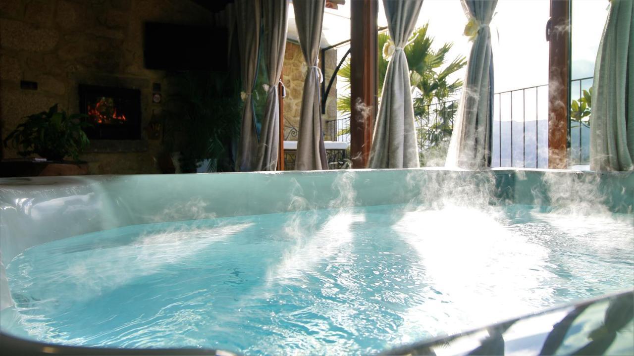 מלון ארקוס דה ואלדבז Casa Favo De Mel - Jacuzzi Privado & Lareira - Piscina מראה חיצוני תמונה