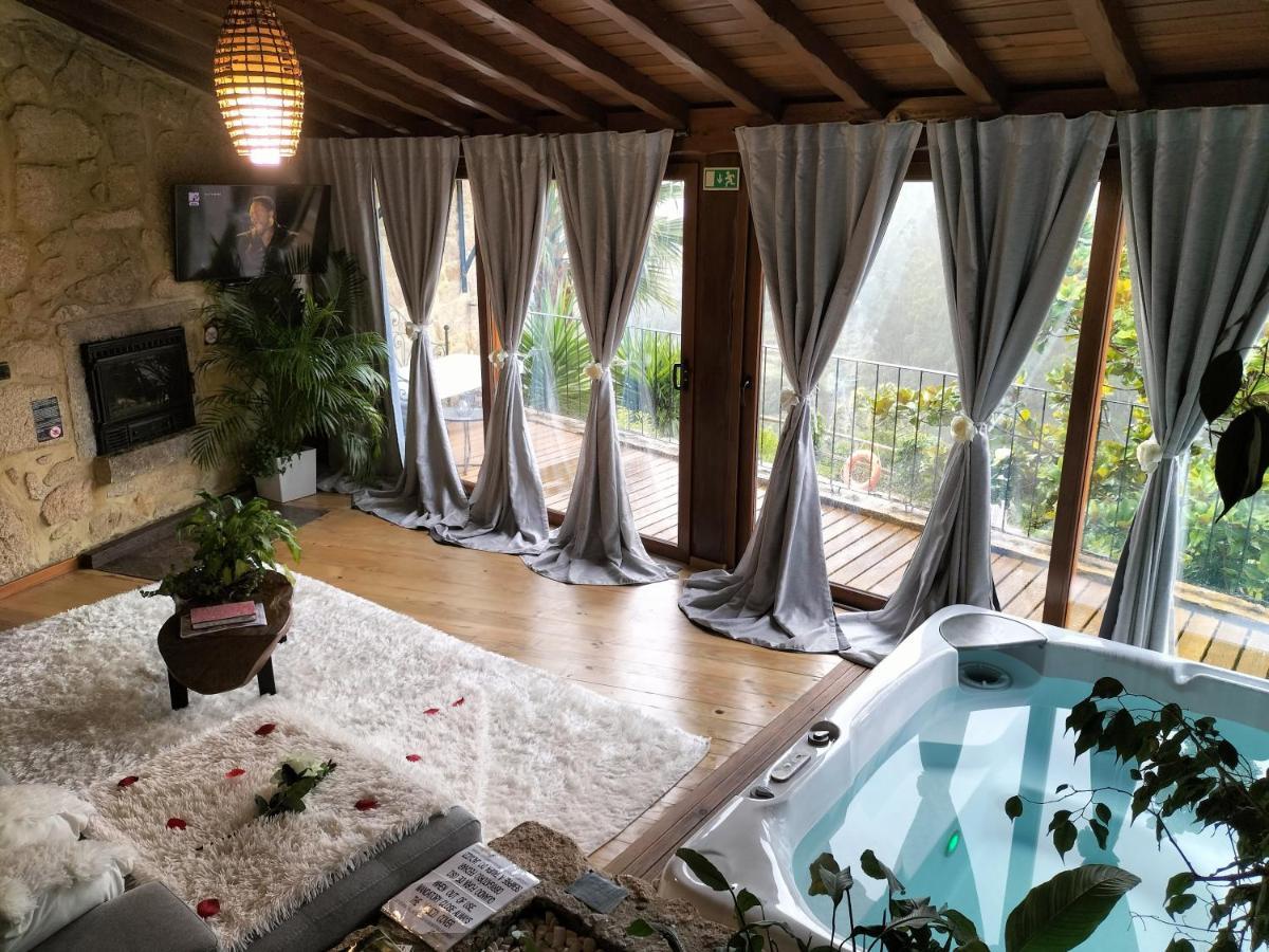 מלון ארקוס דה ואלדבז Casa Favo De Mel - Jacuzzi Privado & Lareira - Piscina מראה חיצוני תמונה