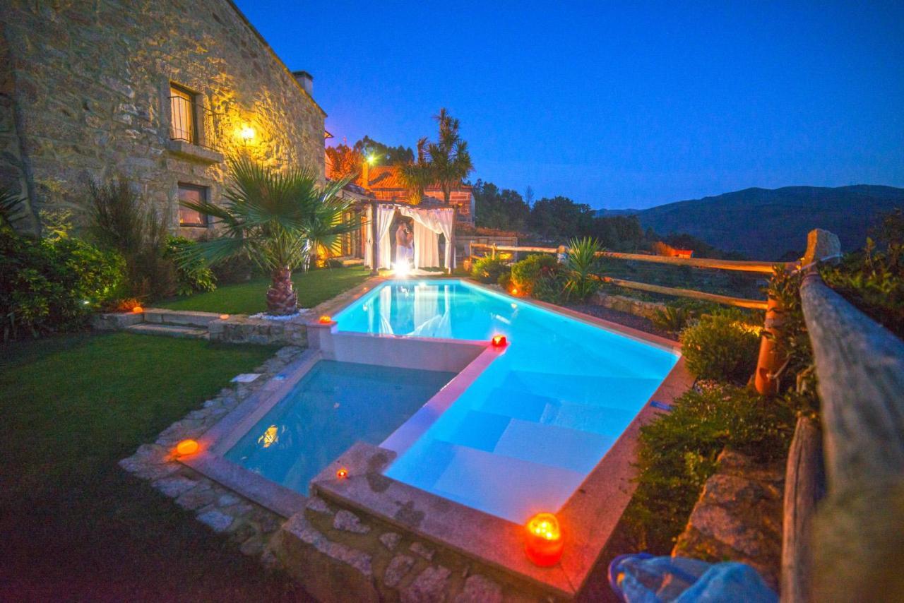 מלון ארקוס דה ואלדבז Casa Favo De Mel - Jacuzzi Privado & Lareira - Piscina מראה חיצוני תמונה